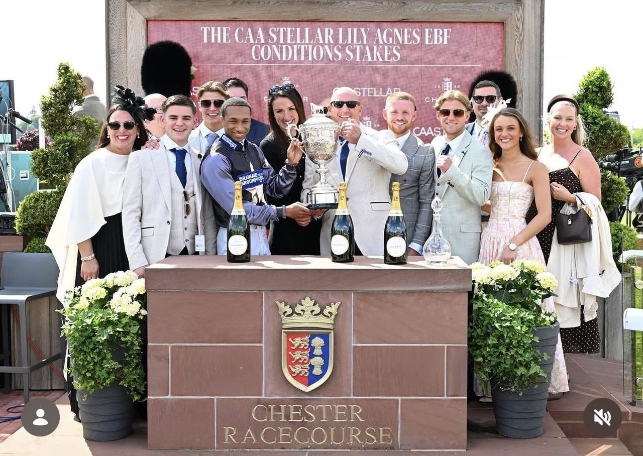 The family behind Foal to the Finish celebrating a win